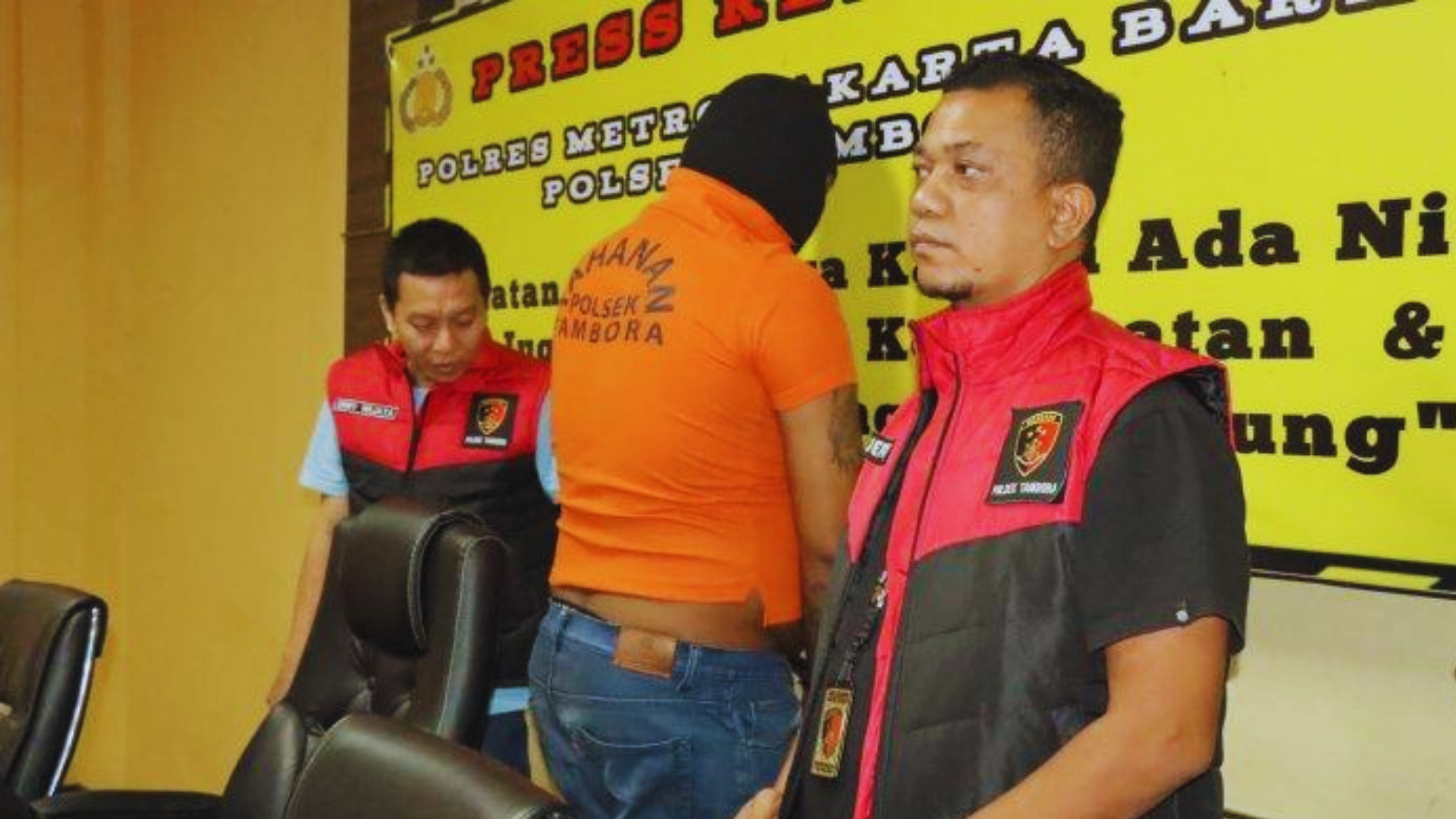 Pria Pencuri HP Modus COD di Jakbar Beraksi Bawa Airsoft Gun