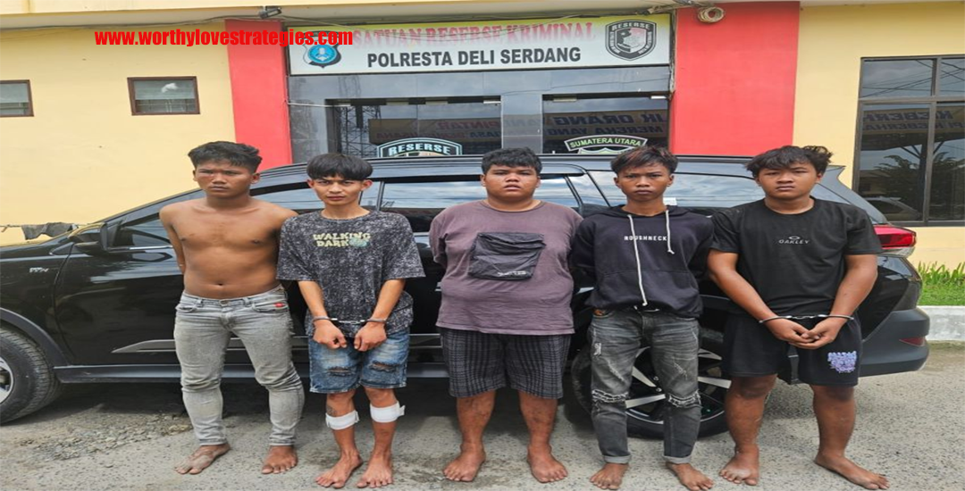 Begal di Deli Serdang Naik Mobil Bacok Pemotor:1Pelaku Terkapar